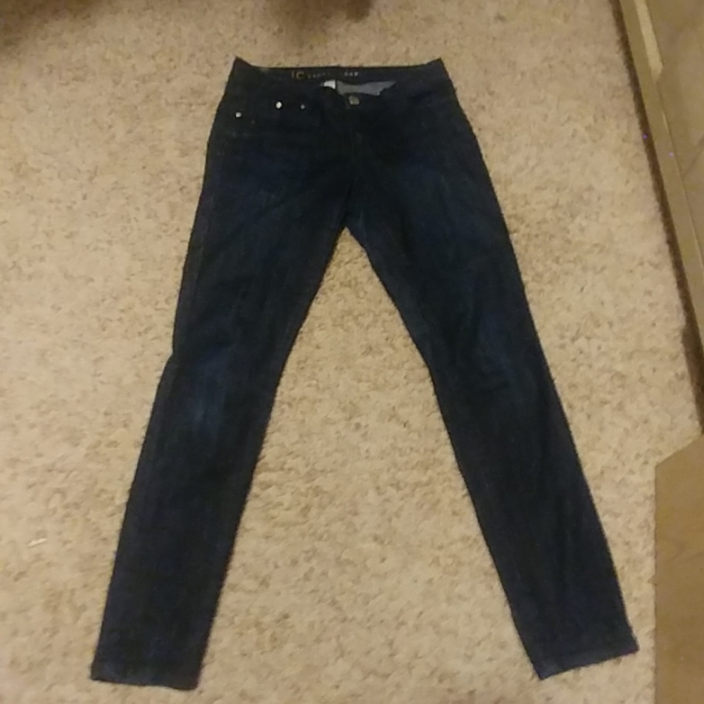 Dark wash skinny